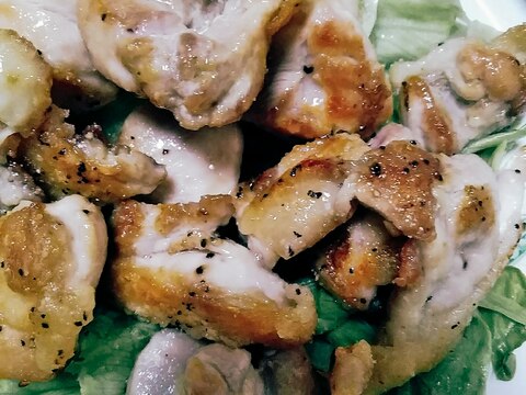 レタス焼き鶏サラダ